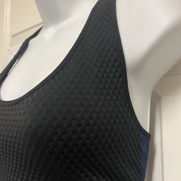 Prototype Waffle Cut Out Sports Bra - Picture 4 of 7